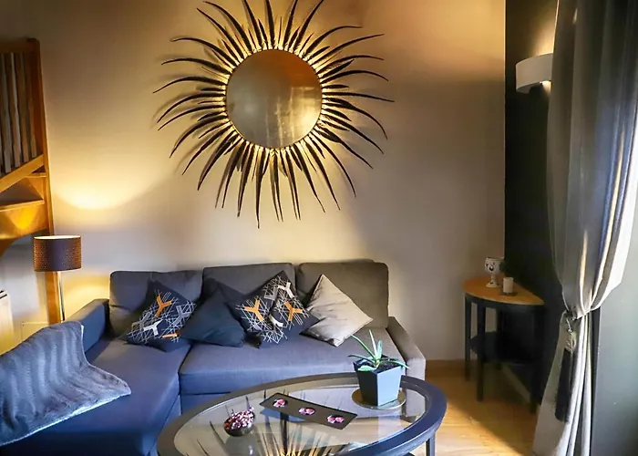 The Cozy Nest - 펜션 *